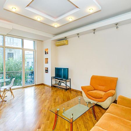Boulevard Apartment By Baku Housing Bagian luar foto