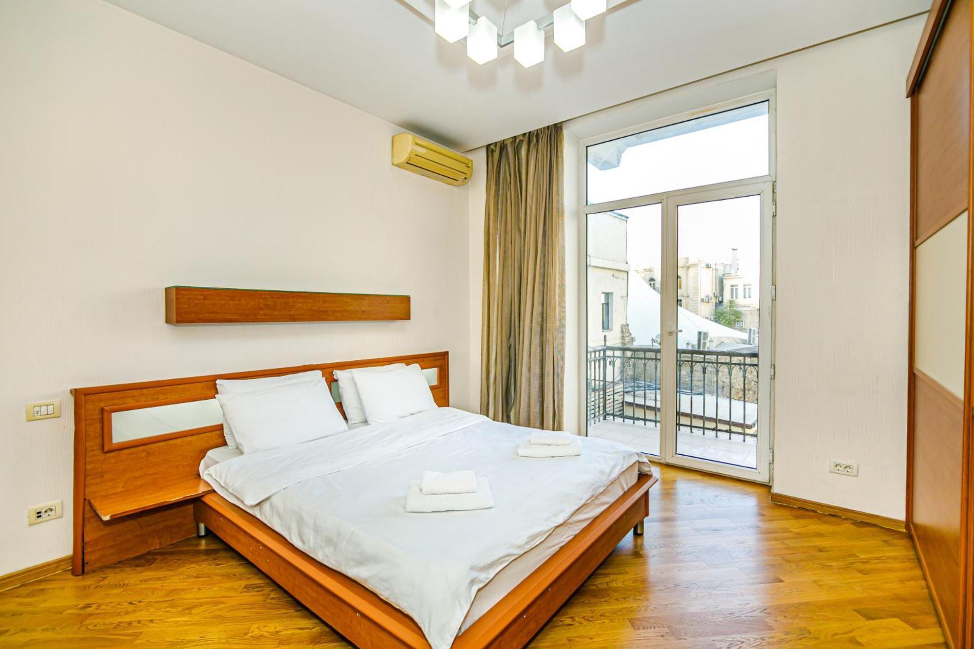 Boulevard Apartment By Baku Housing Bagian luar foto